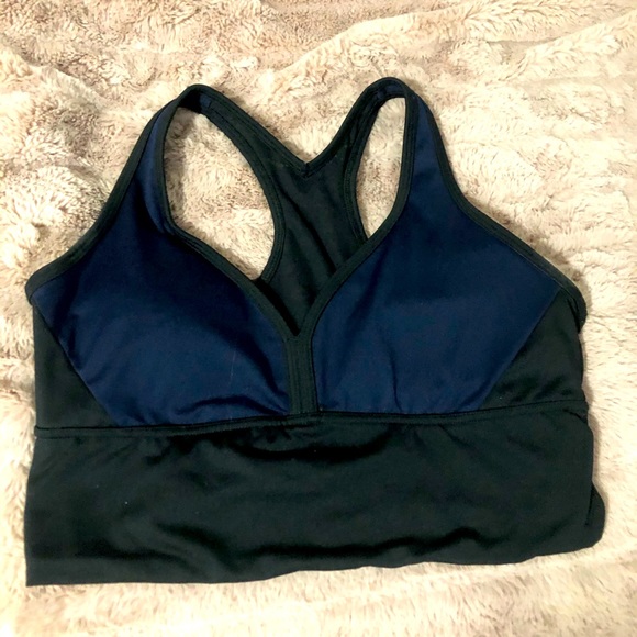 La Senza longline sports bra!!! Very flattering - Picture 1 of 5